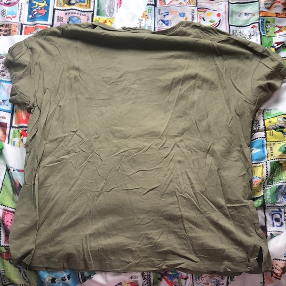 shirt - Picture 3 of 3